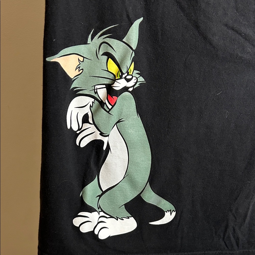 Tom and Jerry Black Cartoon Tee - Picture 4 of 7